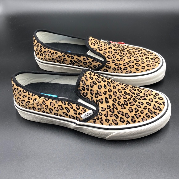 vans slip on mini leopard